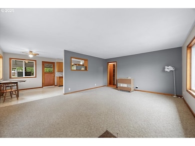 1048 Seeley St, Myrtle Creek, OR 97457 - photo 6