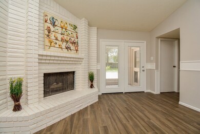 8430 Pine Falls Dr, Houston, TX 77095 - photo 5