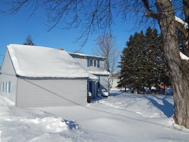 large 1.5 car garage