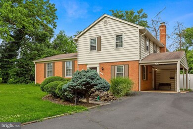 4003 Whispering Ln, Annandale, VA 22003 - photo 2