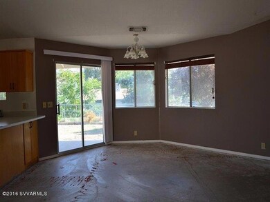 023-281208 Dining Area