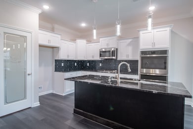 68 Sycamore Hill Dr, Clarksville, TN 37042 - photo 4