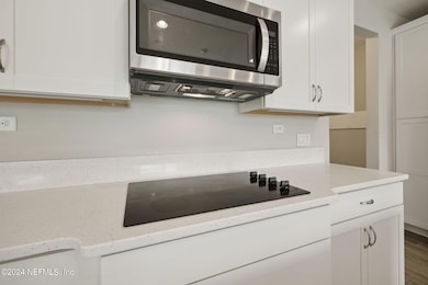 18-web-or-mls-2218 Eagle Talon Cir-18