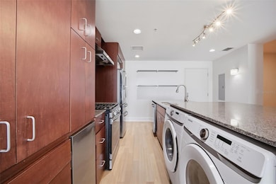 Grand Central at Kennedy West unit 1121, Tampa, FL 33602 - photo 7