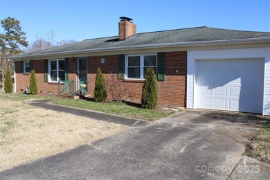 1219 Burke Rd, Shelby, NC 28152 - photo 3