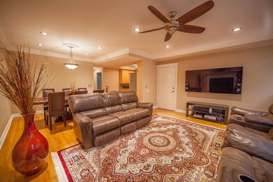 6113 N Mozart St unit 1, Chicago, IL 60659 - photo 2
