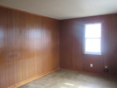 203 Massachusetts Ave, Warwick, RI 02888 - photo 6