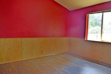 1337 NW Highland Ave, Grants Pass, OR 97526 - photo 3