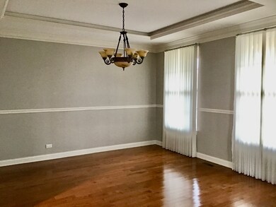 1686 Constitution Dr, Glenview, IL 60026 - photo 7