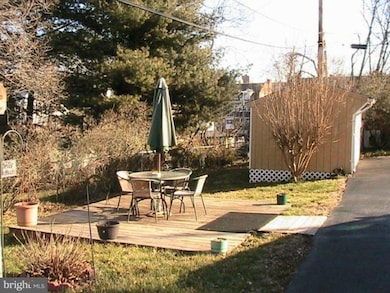 4315 Dewey Ave, Baltimore, MD 21211 - photo 2