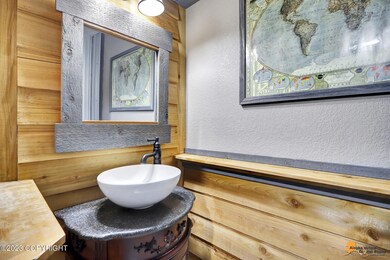 4022 Lunar Dr, Anchorage, AK 99504 - photo 3