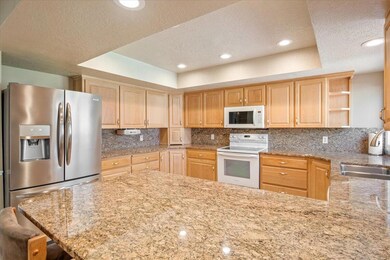 7 Kitchen-7