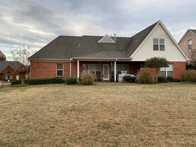 1127 Lake View Dr, Hernando, MS 38632 - photo 5