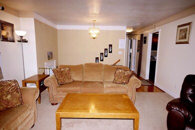 22 Weston Dr, Clifton Park, NY 12065 - photo 6