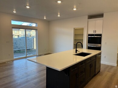 738 N Plainsman Dr unit 107, Mapleton, UT 84664 - photo 7