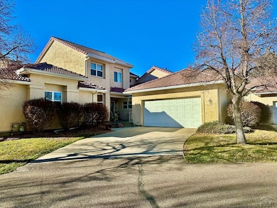 4402 Turnberry Crescent, Pueblo, CO 81001 - photo 2