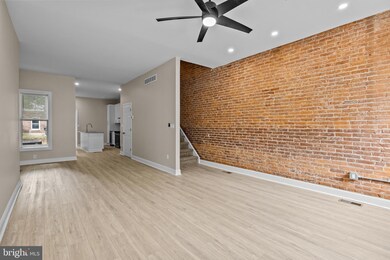 240 N 11th St, Allentown, PA 18102 - photo 5