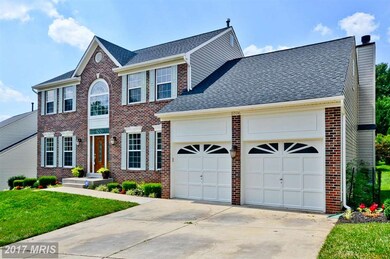 5706 Silk Tree Dr, Riverdale, MD 20737 - photo 2