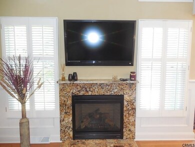 533 Highwood Cir, Albany, NY 12203 - photo 5