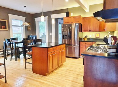 16 Grove St, Concord, NH 03301 - photo 4