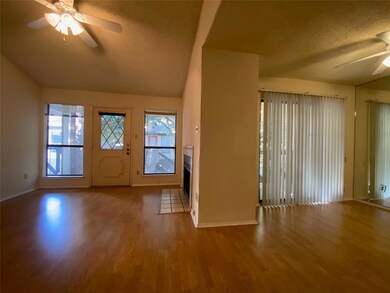 Foyer entrance featuring ceiling fan, a healthy a