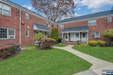 1267 Anderson Ave unit 16, Fort Lee, NJ 07024 - photo 2