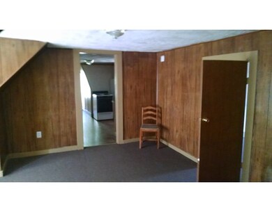 55 Cortland St unit 3, Springfield, MA 01109 - photo 4