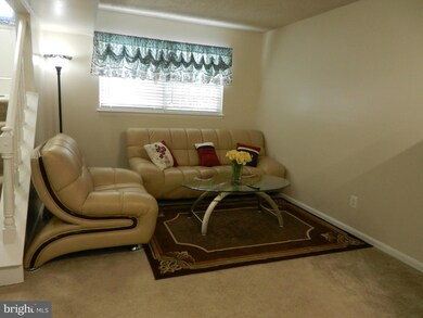 9697 Hagel Cir unit A, Lorton, VA 22079 - photo 5