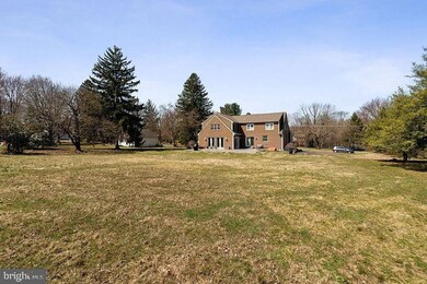 879 Churchville Rd, Southampton, PA 18966 - photo 4