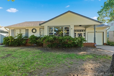 1438 E 53rd St, Tulsa, OK 74105 - photo 3