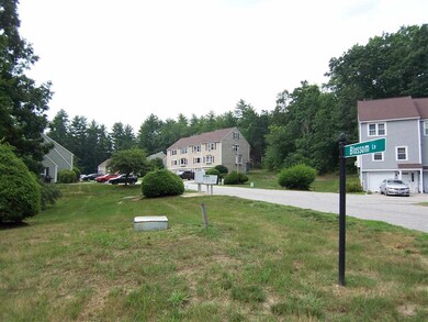 15 Blossom Ln unit Q-15, Merrimack, NH 03054 - photo 4