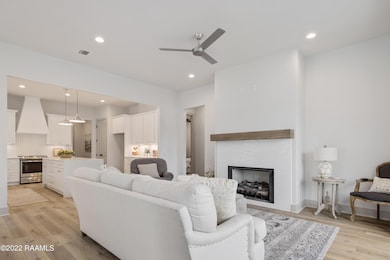 103 Wishing Well Dr, Broussard, LA 70518 - photo 4