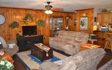 586 SE Leroy Ct, Lake City, FL 32025 - photo 4