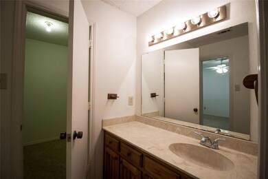 900 Kilkenny Ct unit A, Denton, TX 76210 - photo 6