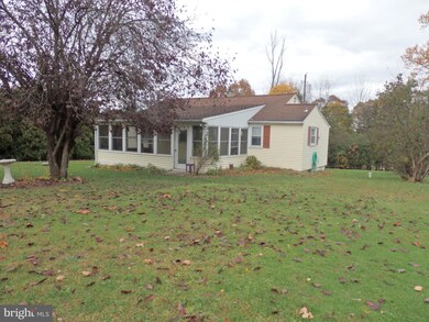 7252 Leh St, Coopersburg, PA 18036 - photo 4