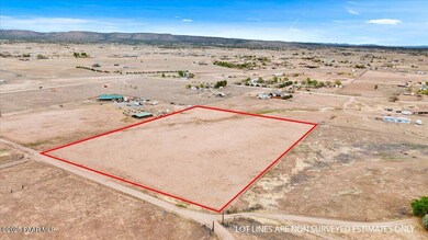 25755 N Matli Ln, Paulden, AZ 86334 - photo 5