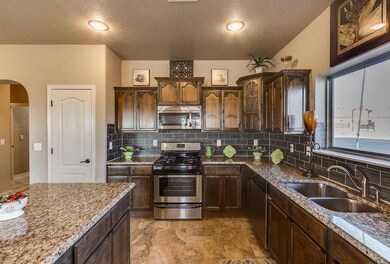 11544 Wayne Carreon St, El Paso, TX 79927 - photo 4