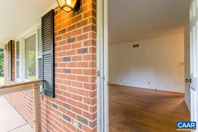 5326 Chestnut Ln, Earlysville, VA 22936 - photo 4