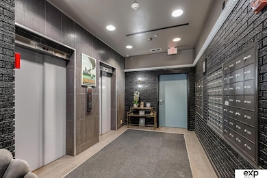 312 S 16th St unit 502, Omaha, NE 68102 - photo 4