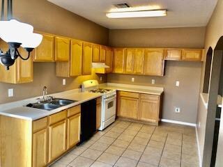 14320 Antwerp Dr, El Paso, TX 79928 - photo 5