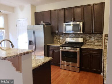 13408 Sir Ramsay Way, Herndon, VA 20171 - photo 4