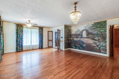 116 Ronald-6