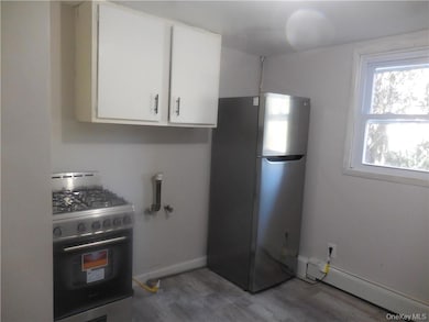 14 Maurice Ln unit 3, New Windsor, NY 12553 - photo 7