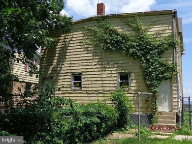 331 S Mont Valla Ave, Hagerstown, MD 21740 - photo 3