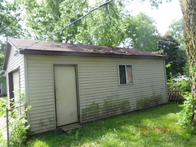 1101 W Kilgore Ave, Muncie, IN 47305 - photo 4