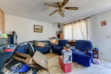 04-Living Room II
