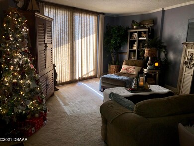 908 Living Room 3