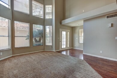5330 E Fairfield St-12