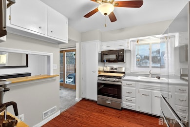 26 Pinebrook Dr, Neptune, NJ 07753 - photo 6