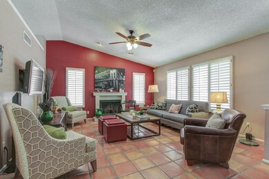003_Living Room